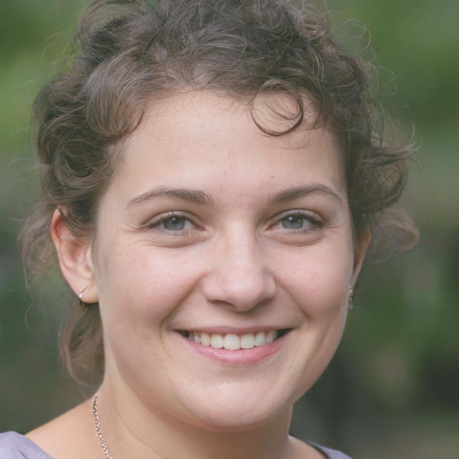 Портрет Клэр Бернар, специалиста по инвестициям