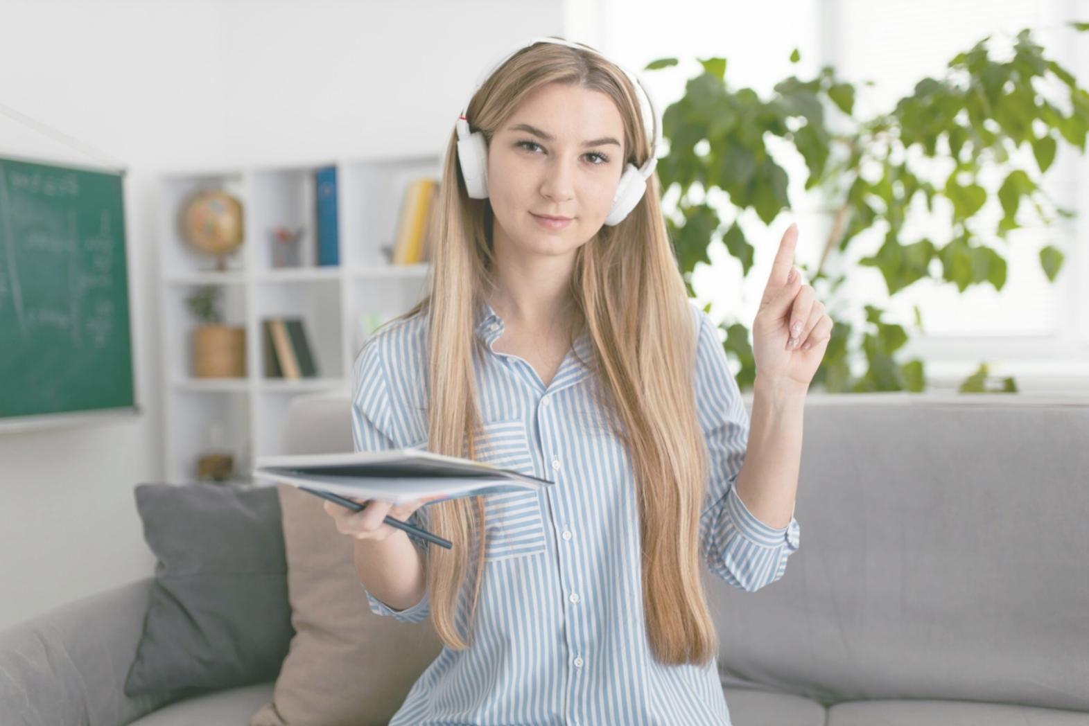 Профессиональная команда работает над финансовыми проектами